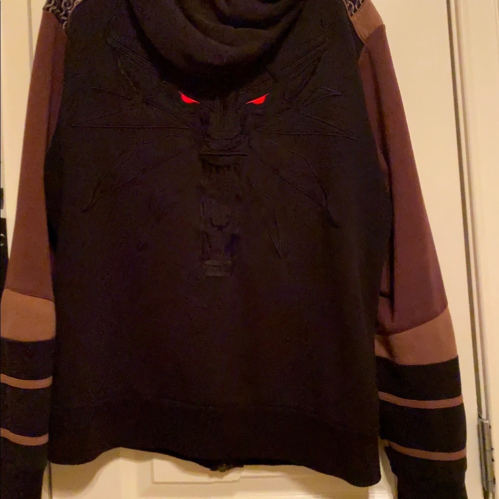 —SOLD—Witcher hoodie - Picture 4 of 12